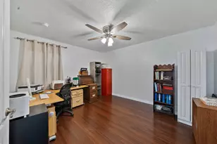 2651 Rambling Oaks Way, Kissimmee, FL 34746 - Photo 19