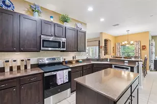 3524 Shorewood Dr, Kissimmee, FL 34746 - Photo 17