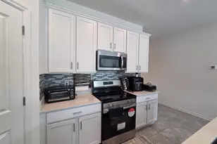 3949 Ambrose Ave, Kissimmee, FL 34746 - Photo 9