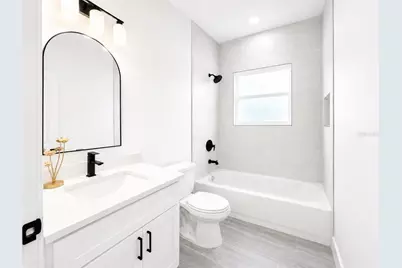 881 W Wisconsin Avenue, Orange City, FL 32763 - Photo 11