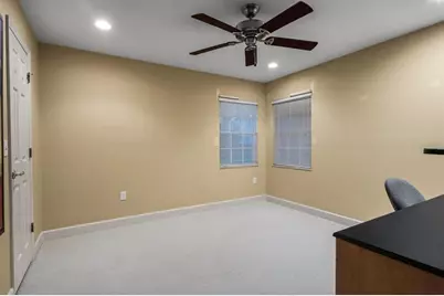 1142 Longwood Oaks Boulevard, Lakeland, FL 33811 - Photo 31