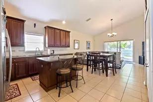 4490 Spring Blossom Ln, Kissimmee, FL 34746 - Photo 7