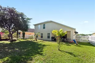 4490 Spring Blossom Ln, Kissimmee, FL 34746 - Photo 21