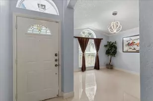 7045 Coral Cove Dr, Orlando, FL 32818 - Photo 5