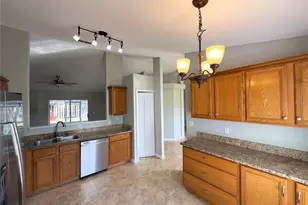 4215 Red Bird Ave, Saint Cloud, FL 34772 - Photo 5