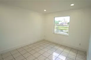 834 Angela Ln, Kissimmee, FL 34741 - Photo 9