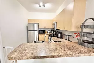22102 Indian Creek Dr, Kissimmee, FL 34759 - Photo 9