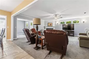 1622 Travelers Palm Dr, Edgewater, FL 32132 - Photo 9