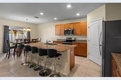 323 Harbour Way, Mulberry, FL 33860 - Photo 7