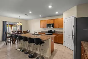 323 Harbour Wy, Mulberry, FL 33860 - Photo 7