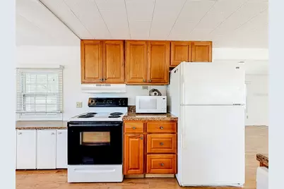 800 32nd Avenue S #727, Saint Petersburg, FL 33705 - Photo 11