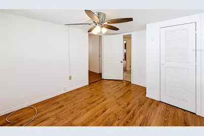 800 32nd Avenue S #727, Saint Petersburg, FL 33705 - Photo 15
