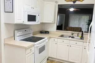 8842 Coral Palms Ct, Kissimmee, FL 34747 - Photo 5
