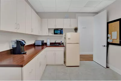 6200 Metrowest Boulevard #103D, Orlando, FL 32835 - Photo 9