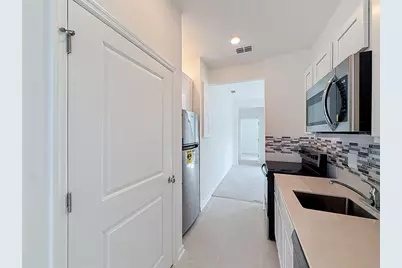 3660 Rolling Ridge Bend, Davenport, FL 33837 - Photo 5