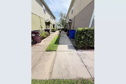 3913 Pemberly, Saint Cloud, FL 34769 - Photo 3