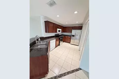 3913 Pemberly, Saint Cloud, FL 34769 - Photo 9