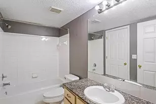 737 Crest Pines Dr, Orlando, FL 32828 - Photo 9