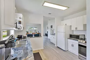 704 S Clyde Ave, Kissimmee, FL 34741 - Photo 9