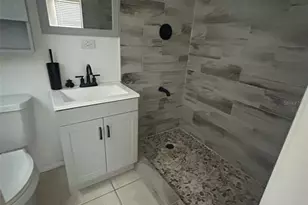 809 Plumosa Ave, Fruitland Park, FL 34731 - Photo 5