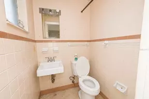 220 NW 28th St, Ocala, FL 34475 - Photo 5