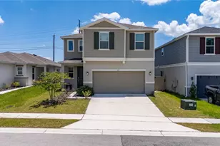 211 Ash Wy, Auburndale, FL 33823 - Photo 1