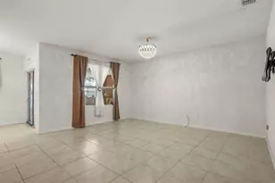 2443 White Lilly Dr, Kissimmee, FL 34747 - Photo 11