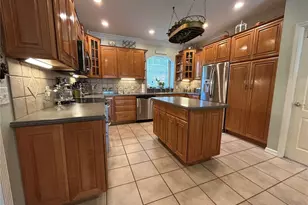 700 Adriane Park Cir, Kissimmee, FL 34744 - Photo 13