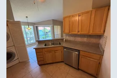4807 Normandy Place #202, Orlando, FL 32811 - Photo 9