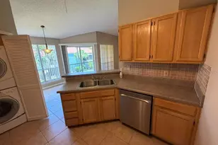 4807 Normandy Pl, Orlando, FL 32811 - Photo 9