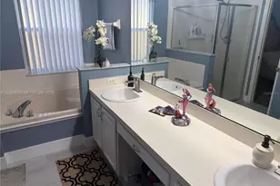 3127 Heritage Park Way, Orlando, FL 32837 - Photo 9