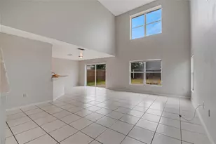 2405 Cedarfield Ln, Kissimmee, FL 34744 - Photo 3