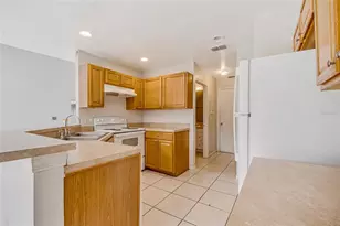 2405 Cedarfield Ln, Kissimmee, FL 34744 - Photo 9