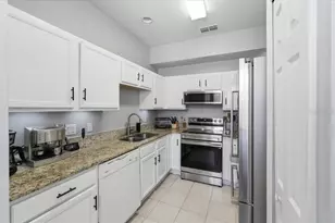 2446 Temple Grove Ln, Kissimmee, FL 34741 - Photo 9