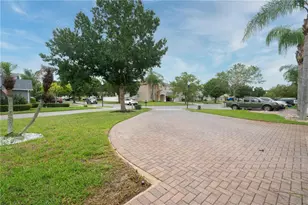 806 Lost Grove Cir, Winter Garden, FL 34787 - Photo 3