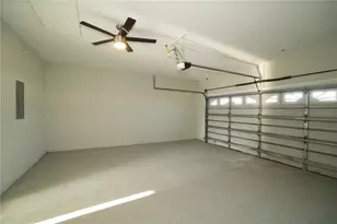 2560 Sage Dr W, Kissimmee, FL 34758 - Photo 17