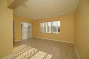 2560 Sage Dr W, Kissimmee, FL 34758 - Photo 5
