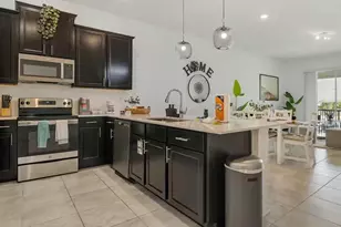 1043 Splash Shot Pl, Davenport, FL 33896 - Photo 7
