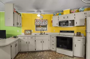 111 Cherrywood Dr, Lake Wales, FL 33898 - Photo 5