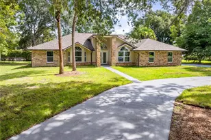 2082 Camelot Blvd, Saint Cloud, FL 34772 - Photo 1