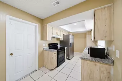2248 Greenview Circle, Orlando, FL 32808 - Photo 5