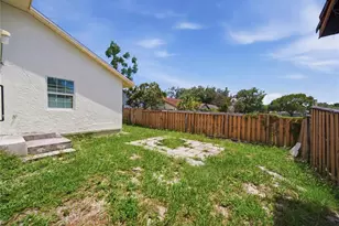 2248 Greenview Cir, Orlando, FL 32808 - Photo 15