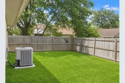 107 Shady Oak Drive, Sanford, FL 32773 - Photo 9