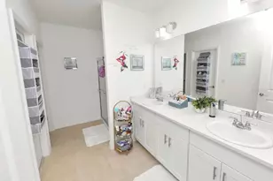 2039 Rosewood Cir, Lakeland, FL 33810 - Photo 11
