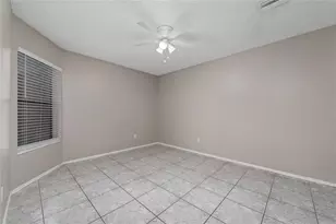 140 Lakepointe Cir, Kissimmee, FL 34743 - Photo 7