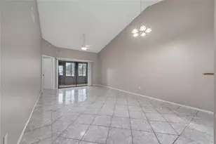 140 Lakepointe Cir, Kissimmee, FL 34743 - Photo 11