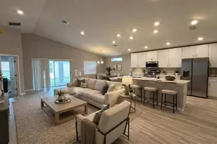 485 Windy Willow Wy, Saint Cloud, FL 34771 - Photo 3