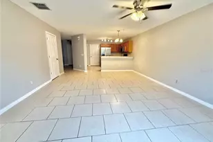 609 Cresting Oak Cir, Orlando, FL 32824 - Photo 3