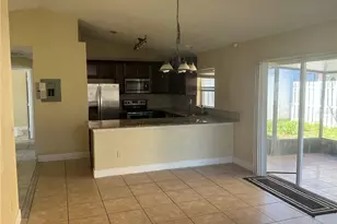 2399 Harbor Town Dr, Kissimmee, FL 34744 - Photo 5