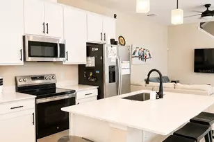 1502 Erin Breeze Ln, Kissimmee, FL 34744 - Photo 5